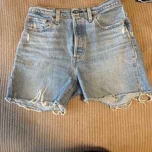 Levi’s 501 longer length shorts